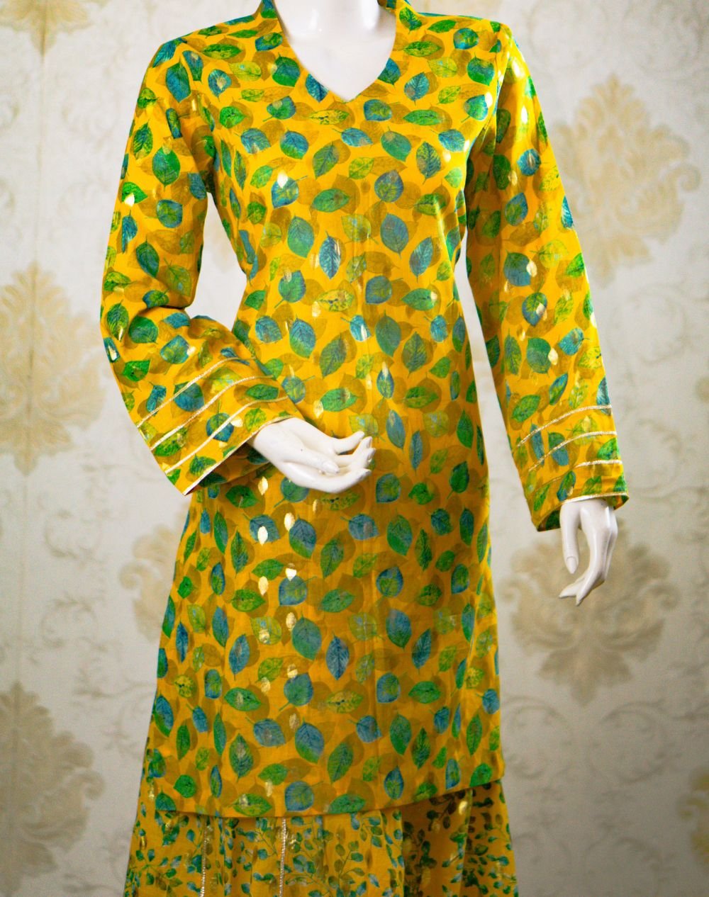 semi-festive shimmery lawn dress in Pakistan